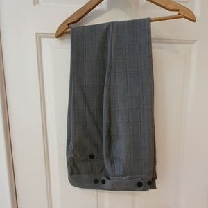 Size 6 gray dress pants. Dalia Collection